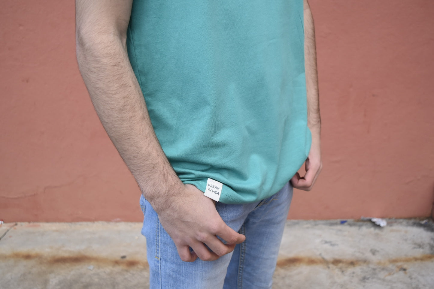 Camiseta Eat Sleep Surf Repeat - Howl West