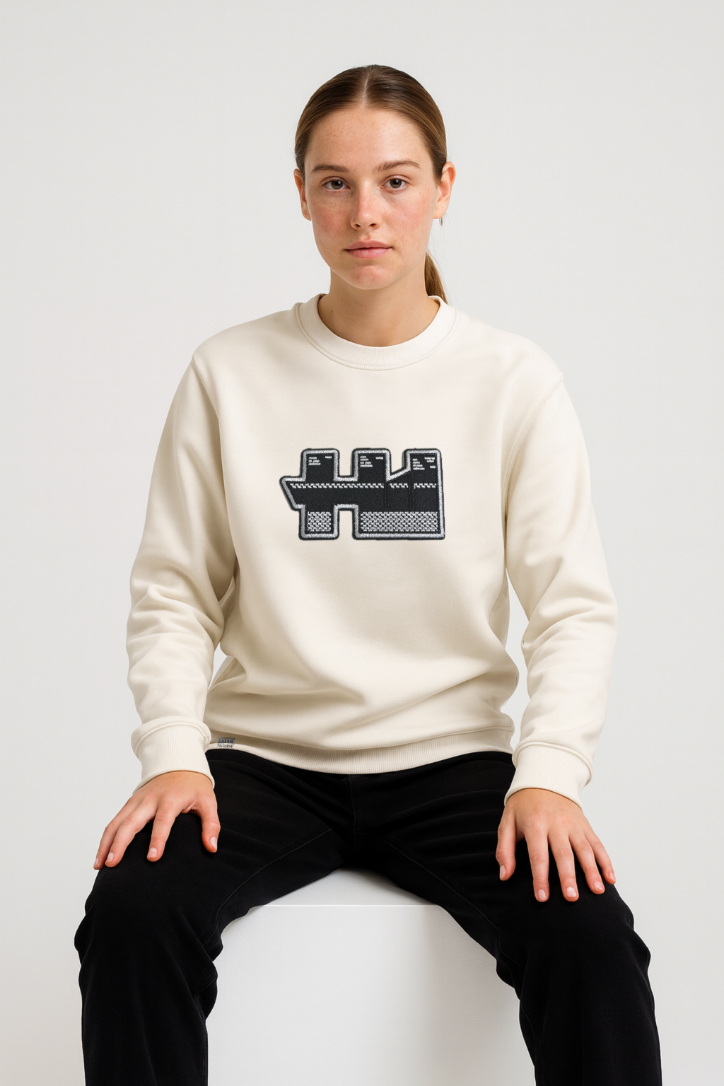🌌🌿 Sudadera HW Edición Bordado Extremeño - Howl West