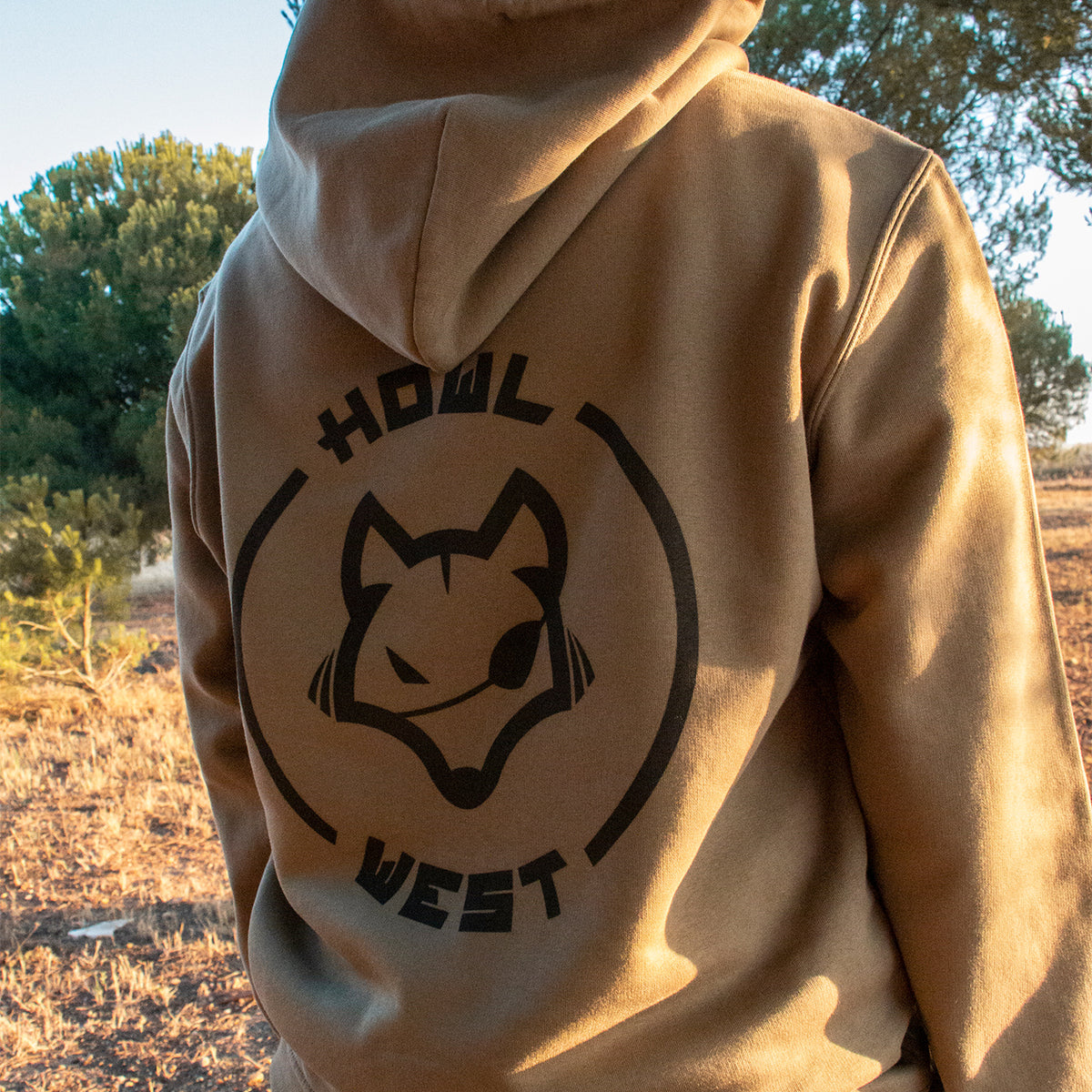 Sudadera Cremallera Capucha Luna N. Bordado y Espalda L. Llena