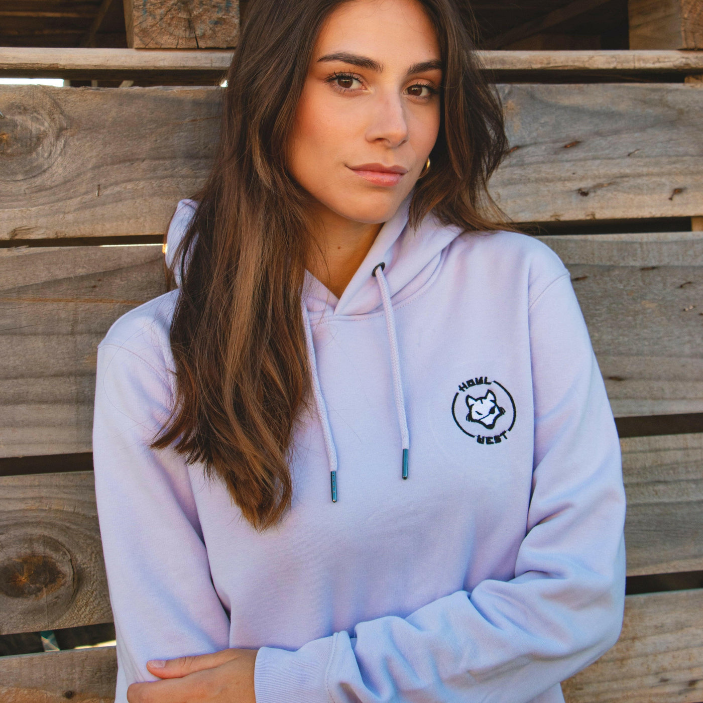 Hoodie con Bordado Luna Nueva