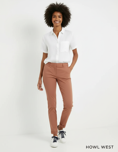 Pantalón Chino Urban Sostenible corte femenino Howl West